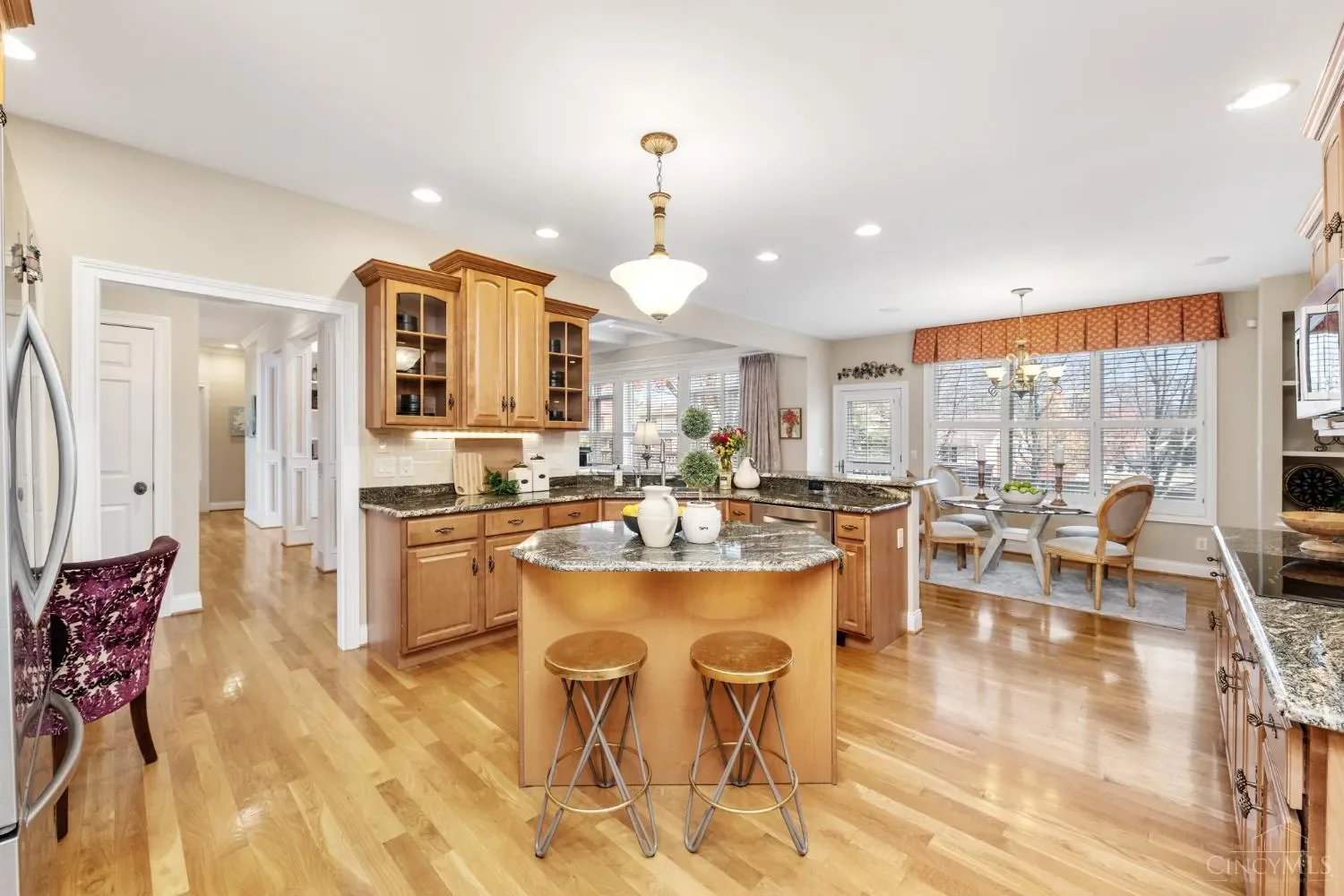 5760 Kugler Mill Road, Sycamore Twp, OH 45236, Cincinnati, Ohio, United States. - Photo 25