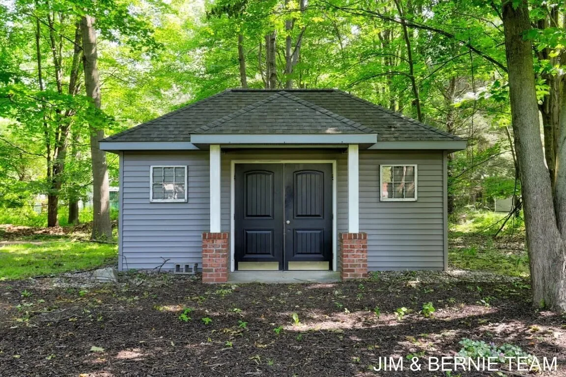 6579 Partridge Lane, Holland, MI 49423, Holland, Michigan, United States. - Photo 1