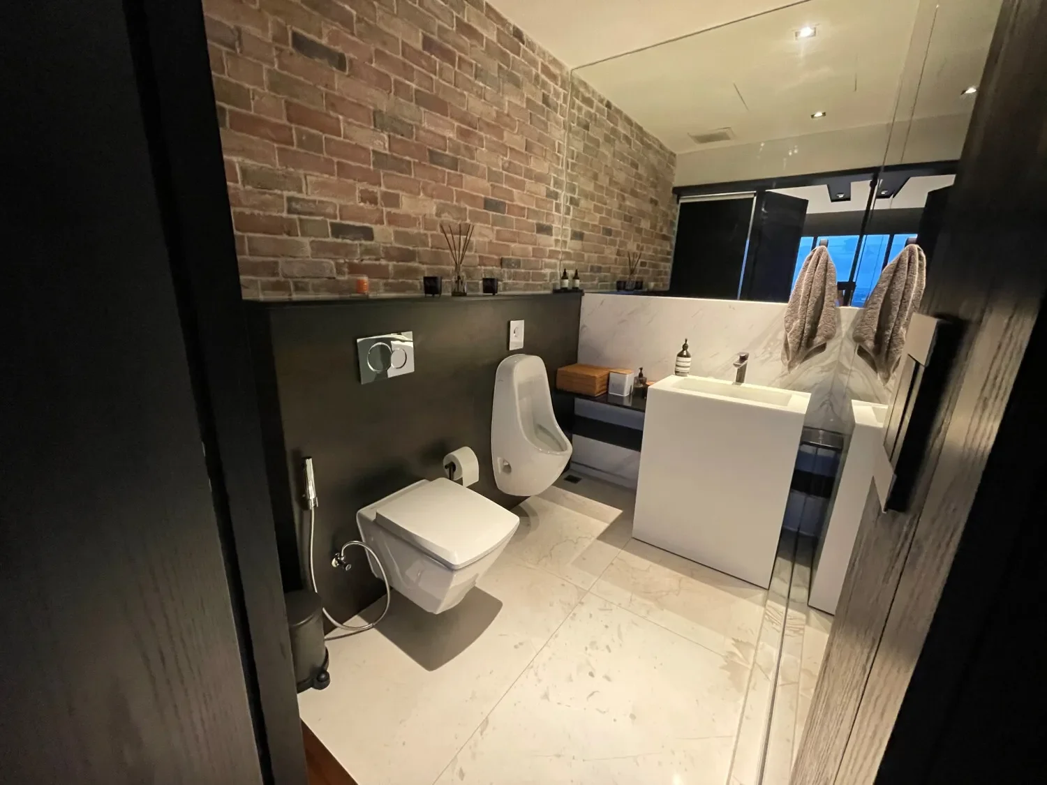 Gallery photo 3