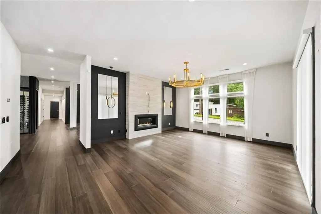 2220 Meadowvale Drive NE, Atlanta, GA 30345, Atlanta, Georgia, United States. - Photo 38