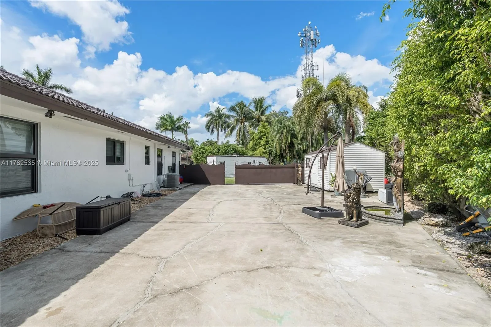 12022 SW 77th Ter, Miami, Florida, United States. - Photo 1