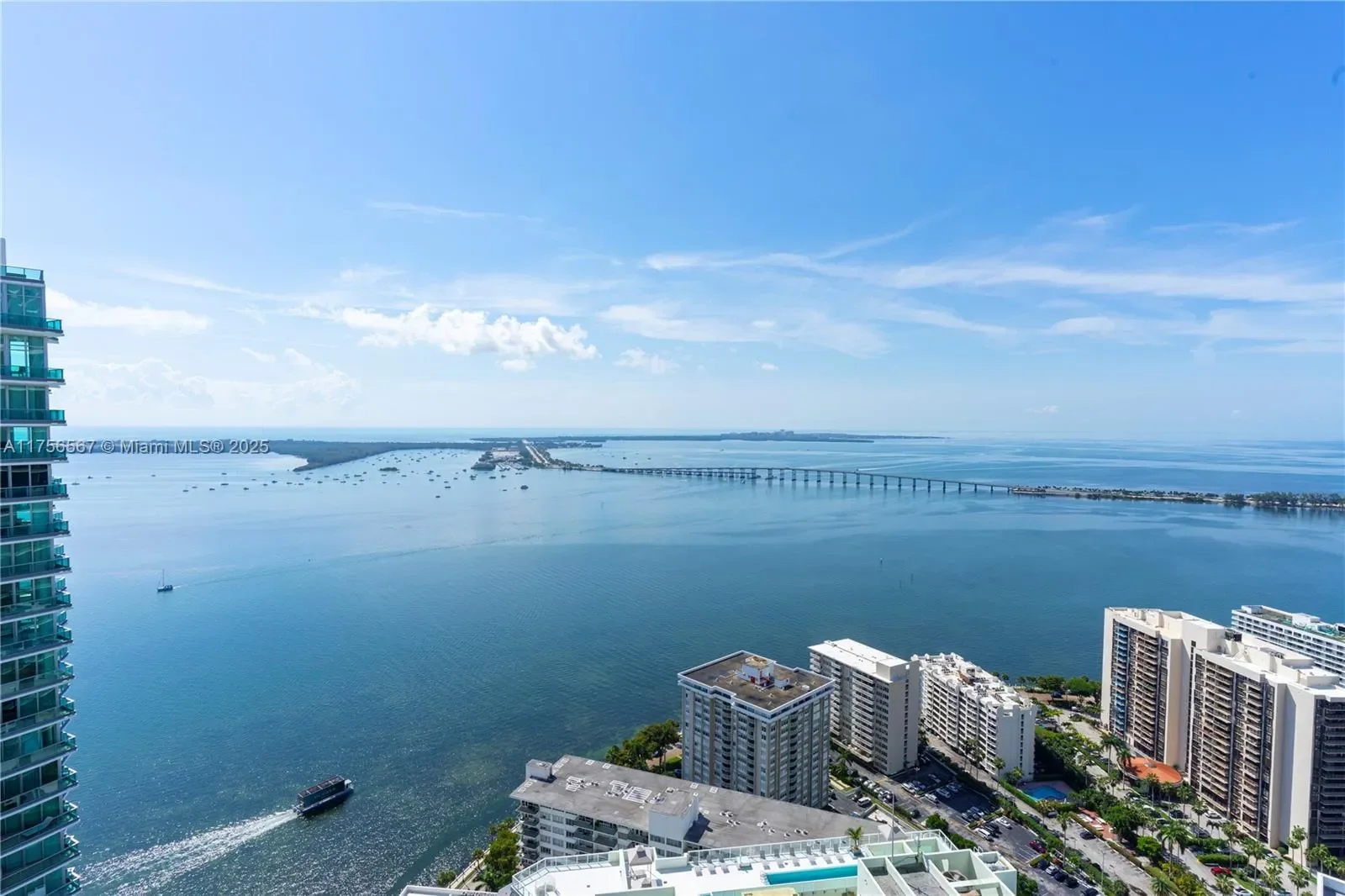 1300 Brickell Bay Dr, #4400, Miami, Florida, United States. - Photo 8