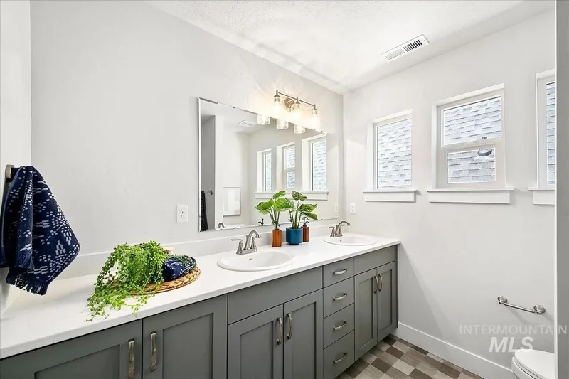 1717 Helen St, Boise, ID 83705, Boise, Idaho, United States. - Photo 43