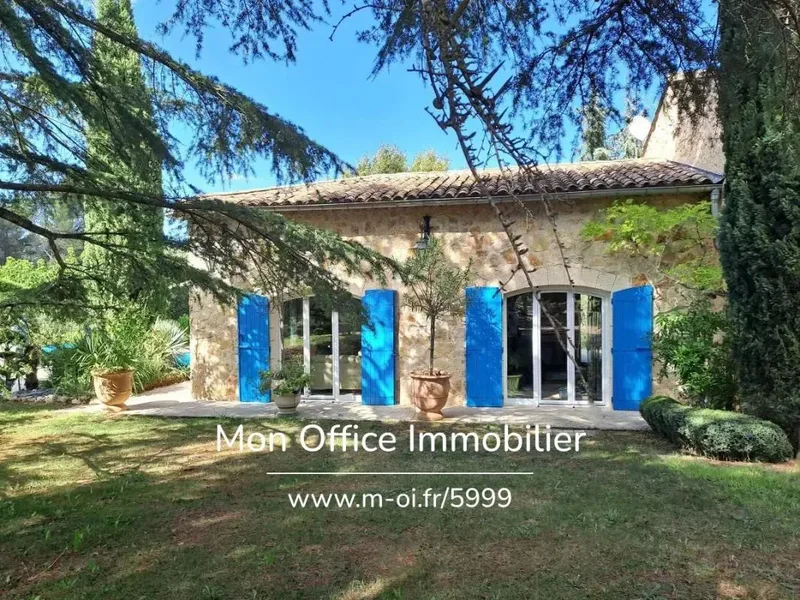 Peyrolles-en-Provence, Provence-Alpes-Côte d'Azur, France. - Photo 10