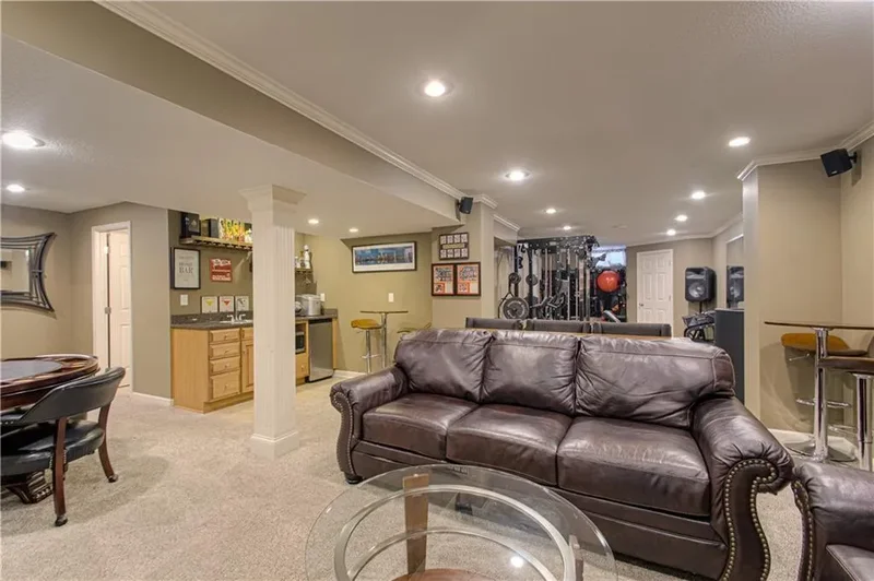 304 NE Hidden Valley Way, Lee's Summit, MO 64064, Lee's Summit, Missouri, United States. - Photo 37