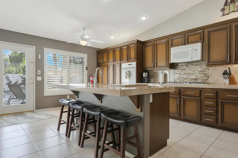 54 Sutton Place E, Palm Desert, California, United States. - Photo 11