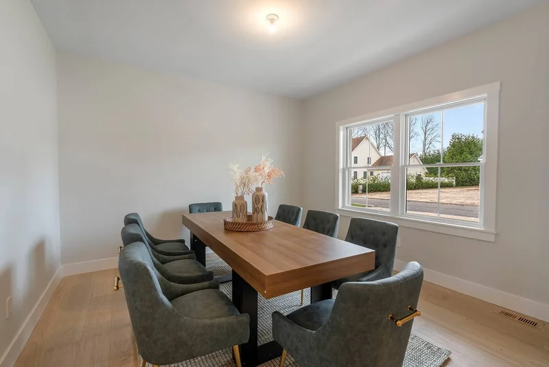 Fanning Avenue, Hampton Bays, New York, United States. - Photo 2