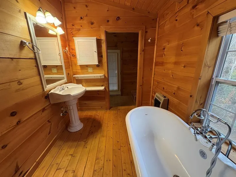 360 Johnson Cove Road, Copperhill, TN 37317, Copperhill, Tennessee, United States. - Photo 37