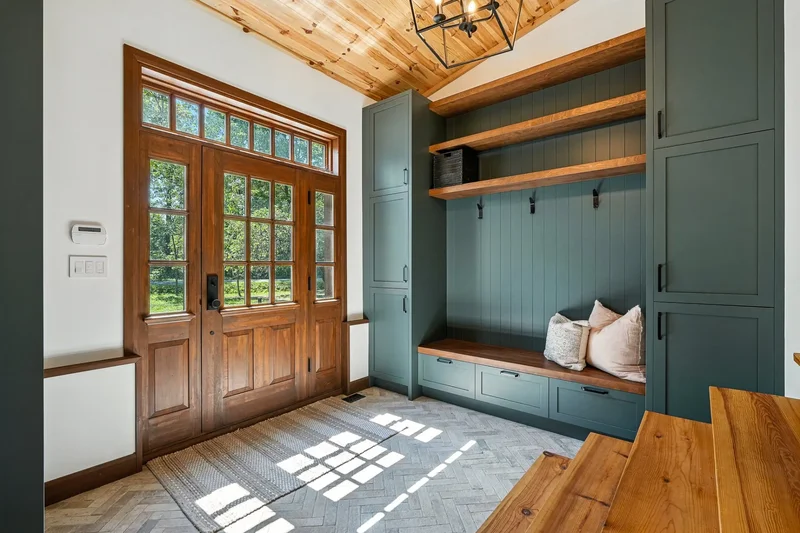 108 Rue Bellevue, Bromont, Quebec, Canada. - Photo 45