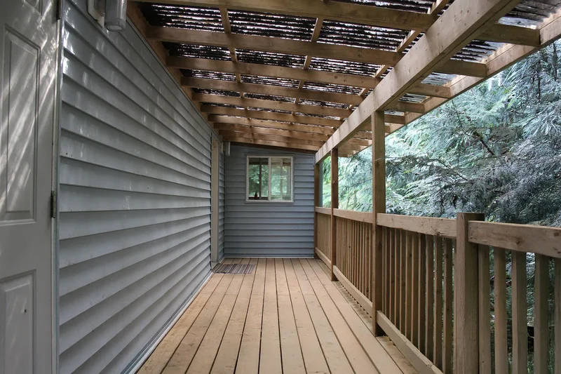 8450 Berray Road, Fanny Bay, BC V0R 1W0, Fanny Bay, British Columbia, Canada. - Photo 2