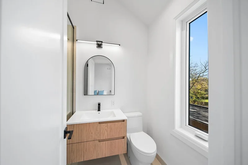 118 Warwood Rd, Toronto, ON M9B 5B7, Toronto, Ontario, Canada. - Photo 40