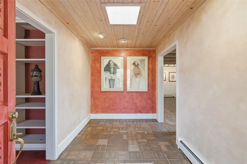 109 Calle Royale , Santa Fe, NM 87505, Santa Fe, New Mexico, United States. - Photo 14