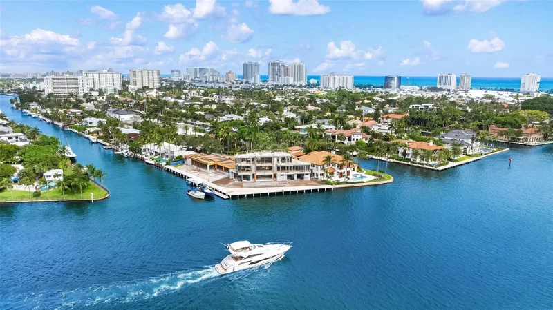 851 Flamingo Dr, Fort Lauderdale, Florida, United States. - Photo 13