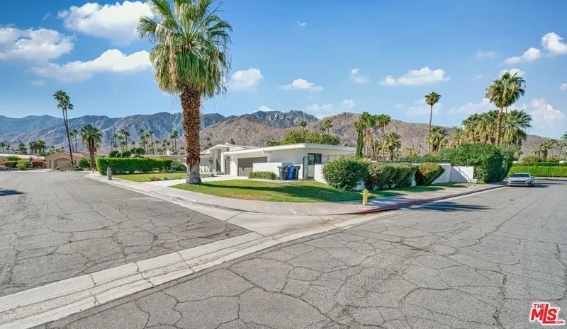2011 S Tulare Drive, Palm Springs, California, United States. - Photo 3