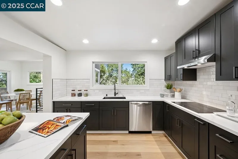 26 Berkeley Ave, Orinda, California, United States. - Photo 6
