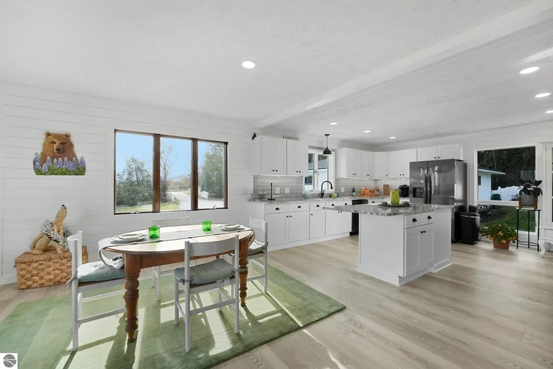 750 N Dumas Road, Suttons Bay, MI, 49682, USA, Suttons Bay, Michigan, United States. - Photo 23