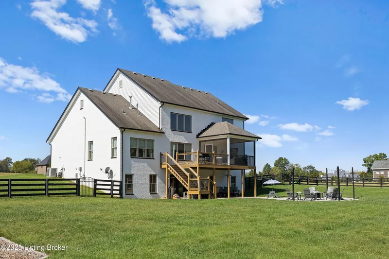 199 Crabapple Ln, Louisville, KY 40245, Watterson Park, Kentucky, United States. - Photo 73