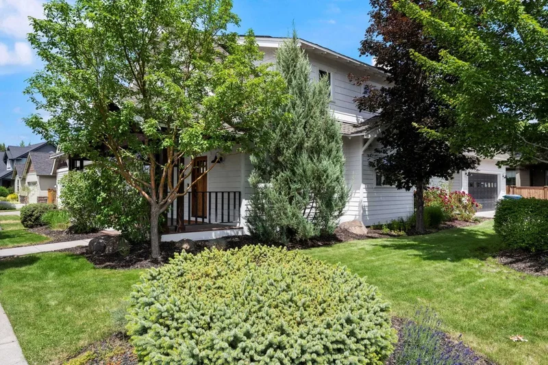 63150 Peale Street , Bend, OR 97701, Bend, Oregon, United States. - Photo 43