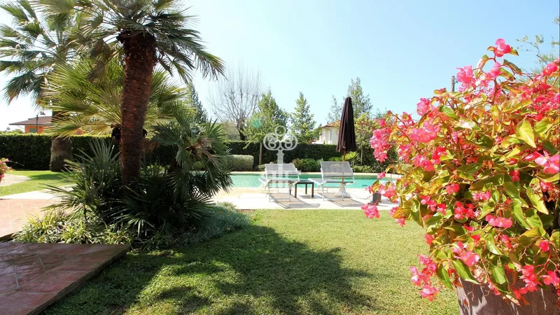 Forte dei Marmi, Tuscany, Italy. - Photo 8