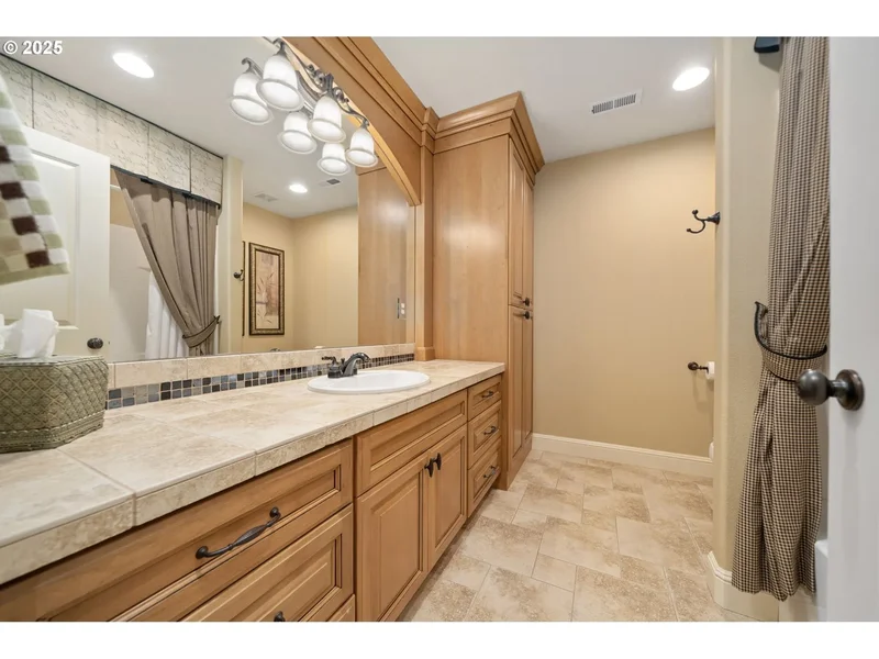 4332 SE 166TH CT, Vancouver, WA 98683, Vancouver, Washington, United States. - Photo 32