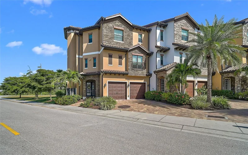 205 E VENICE AVENUE, VENICE, FL 34285, Venice, Florida, United States. - Photo 30