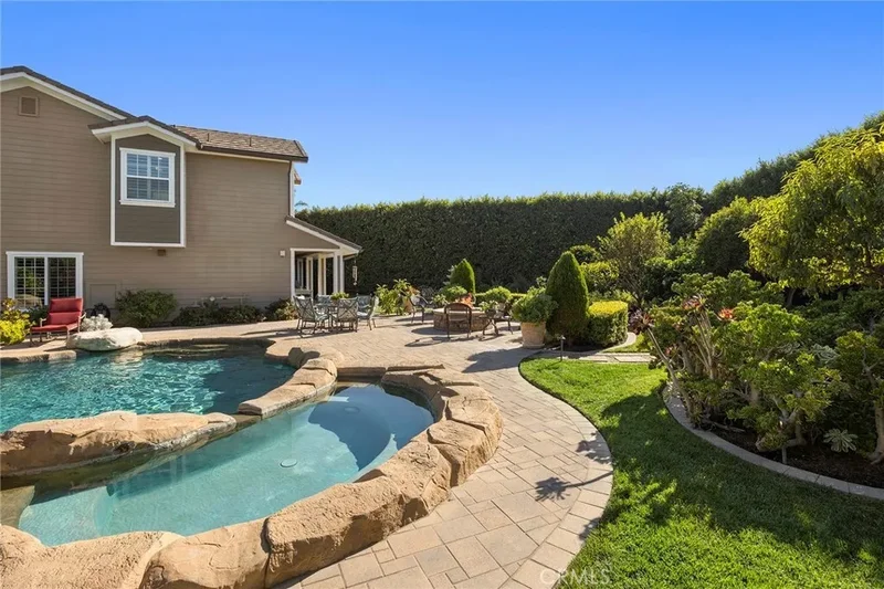 5571 Clover Hill, Yorba Linda, CA 92886, Yorba Linda, California, United States. - Photo 56