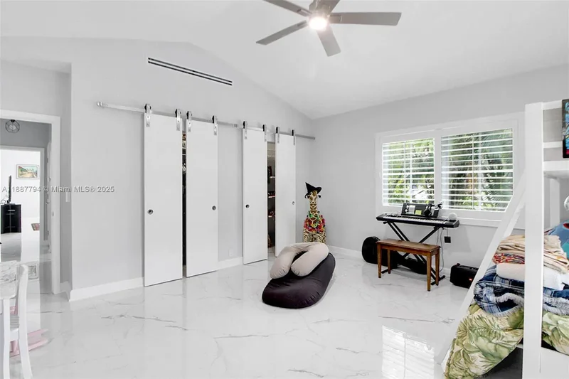 1110 Wallace St, Coral Gables, Florida, United States. - Photo 23