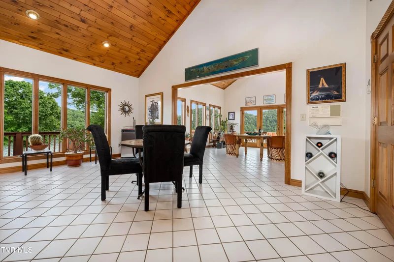 21580 Moonlight Bay Road, Abingdon, VA 24211, Abingdon, Virginia, United States. - Photo 16