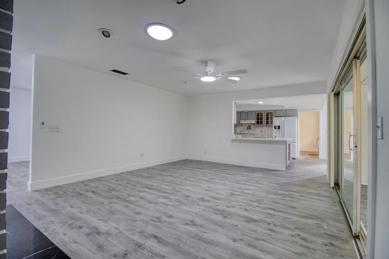 15715 Almondwood Dr, Tampa, FL 33613, Tampa, Florida, United States. - Photo 50