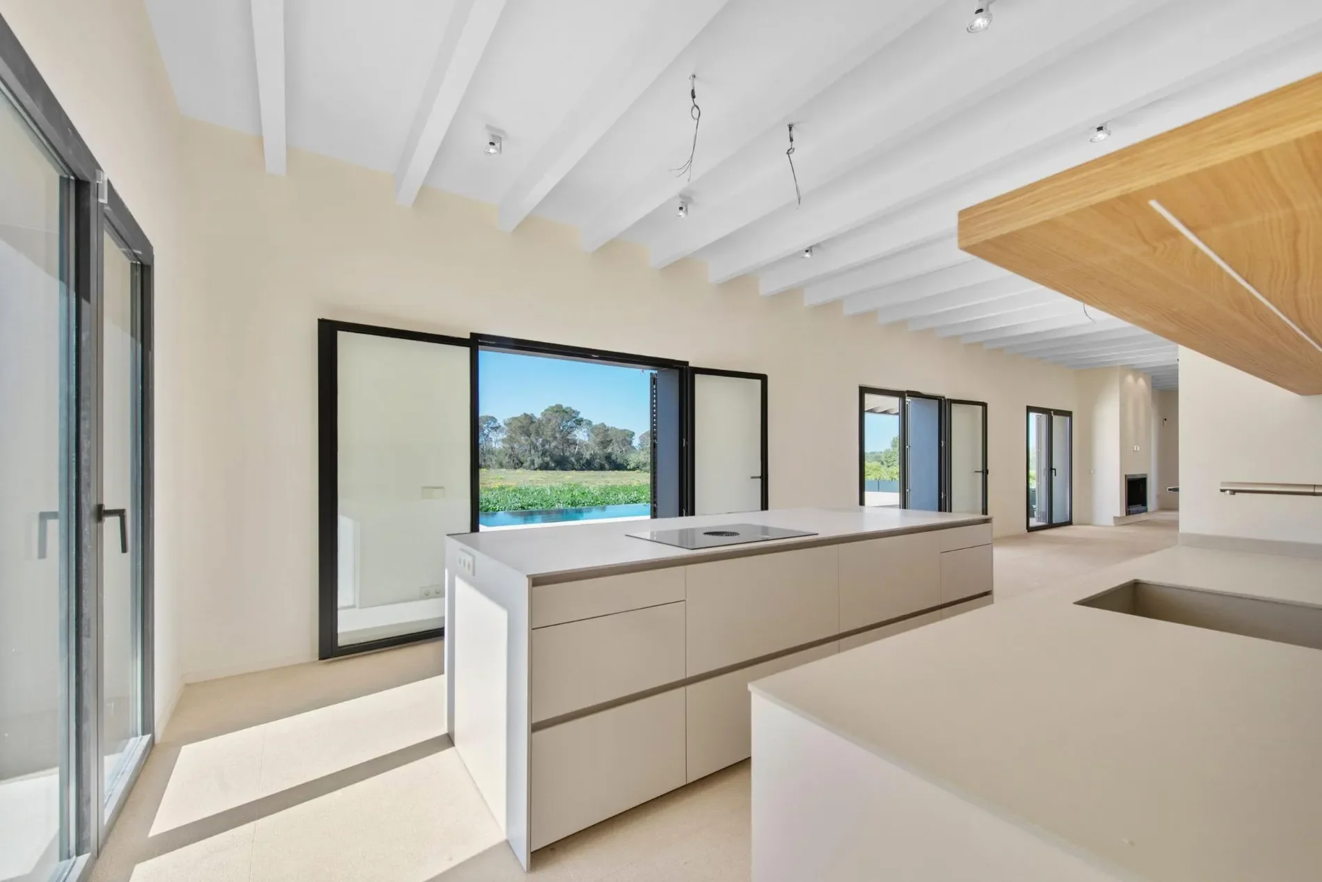 Gallery photo 6