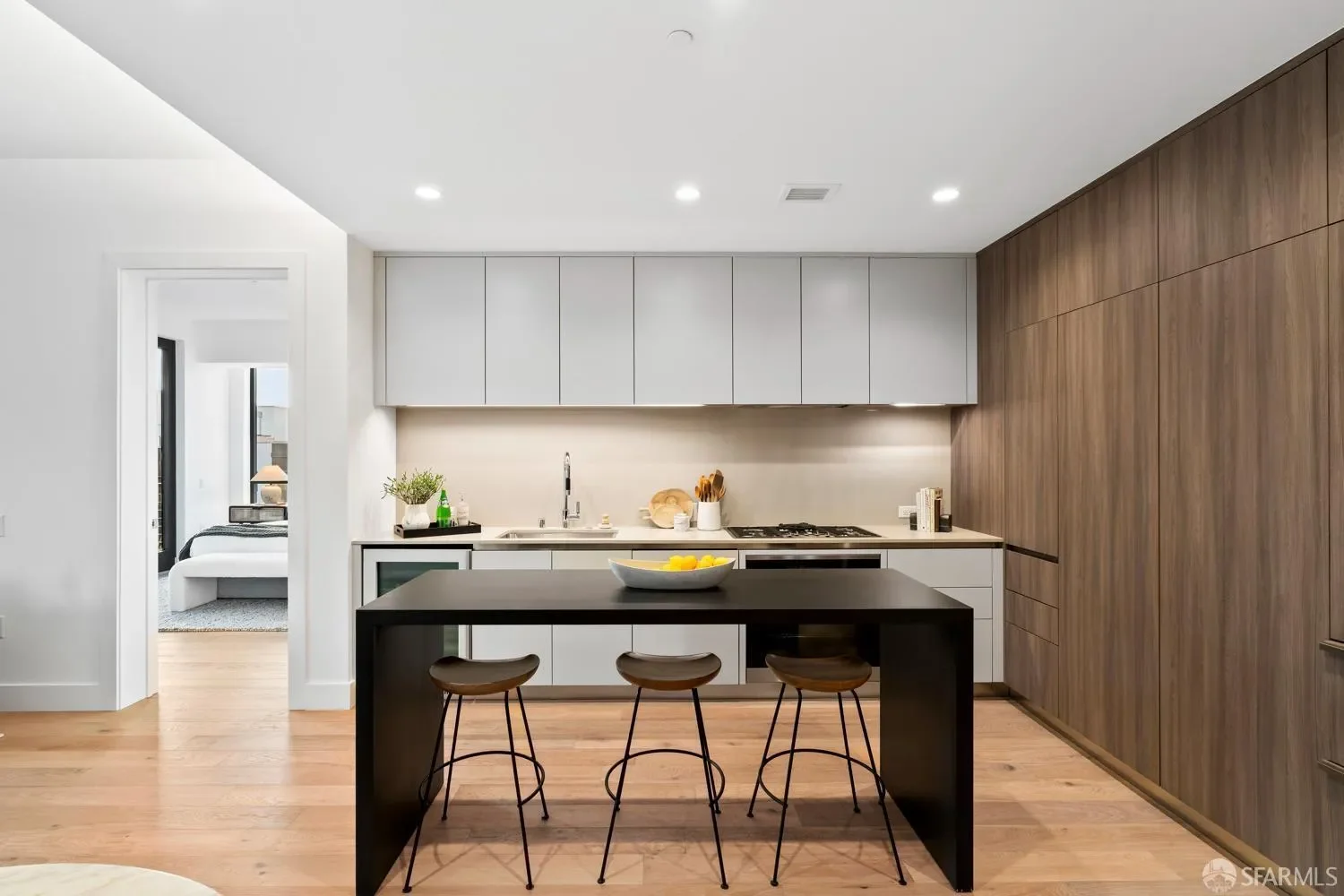 1 Bristol Court 521, San Francisco, California, United States. - Photo 17