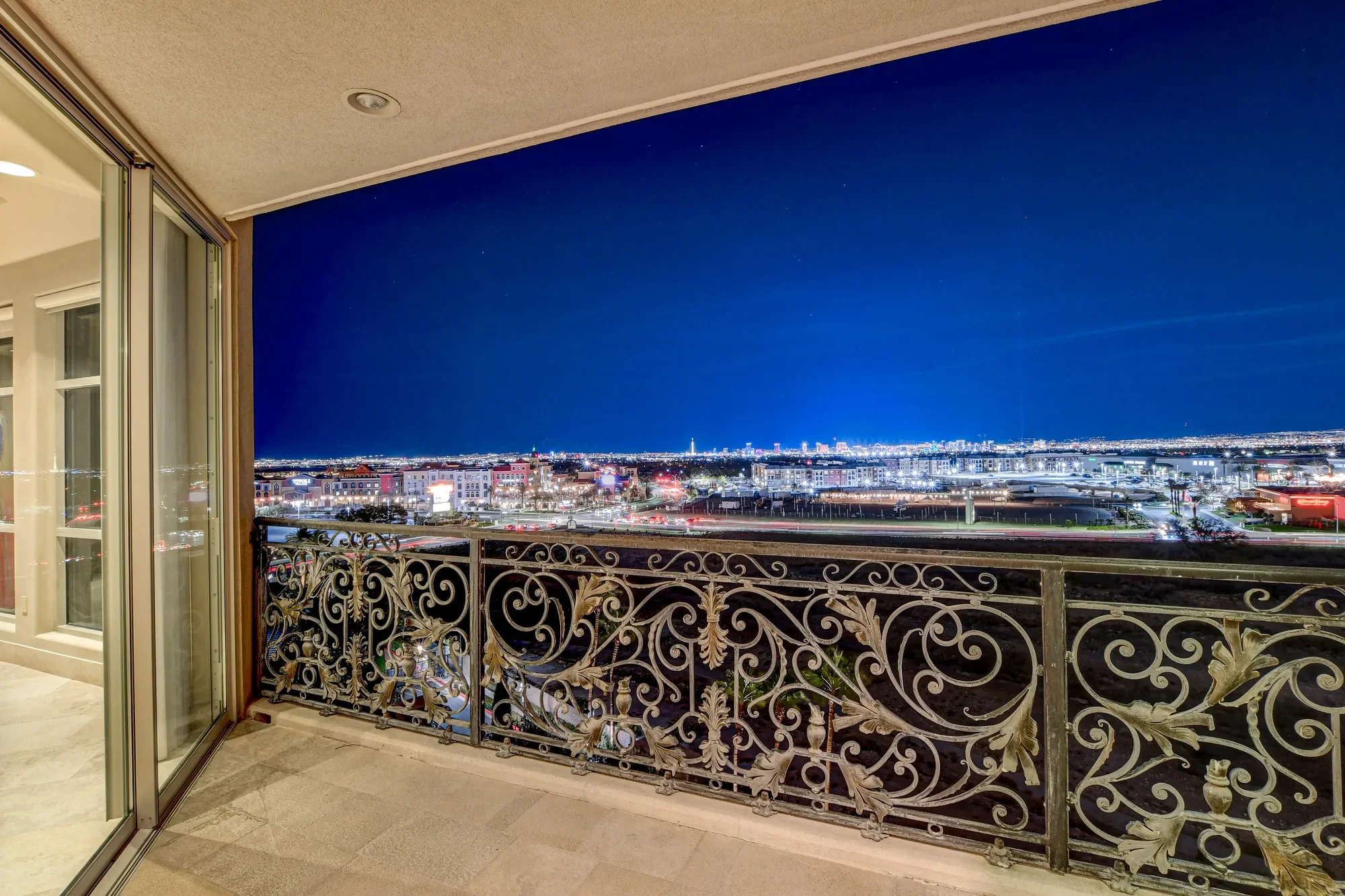 9101 Alta Dr #502, Las Vegas, NV 89145, Las Vegas, Nevada, United States. - Photo 2