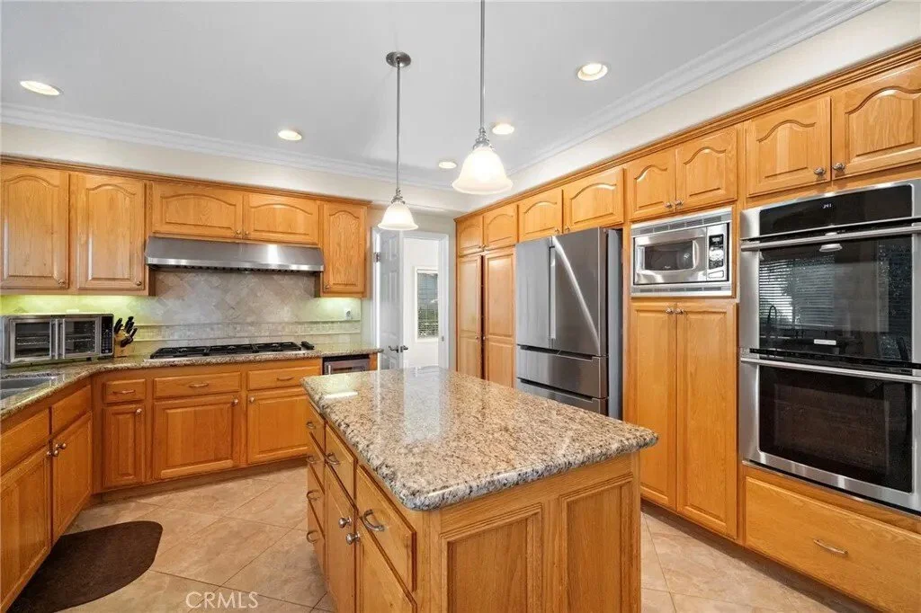 2811 N Roxbury Street, Orange, California, United States. - Photo 44