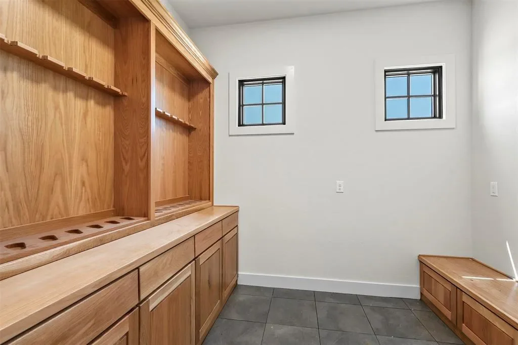 Gallery photo 12