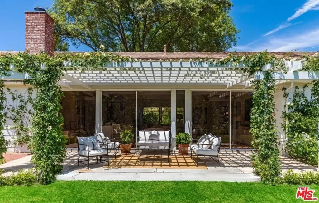 Ojai, California, United States. - Photo 10