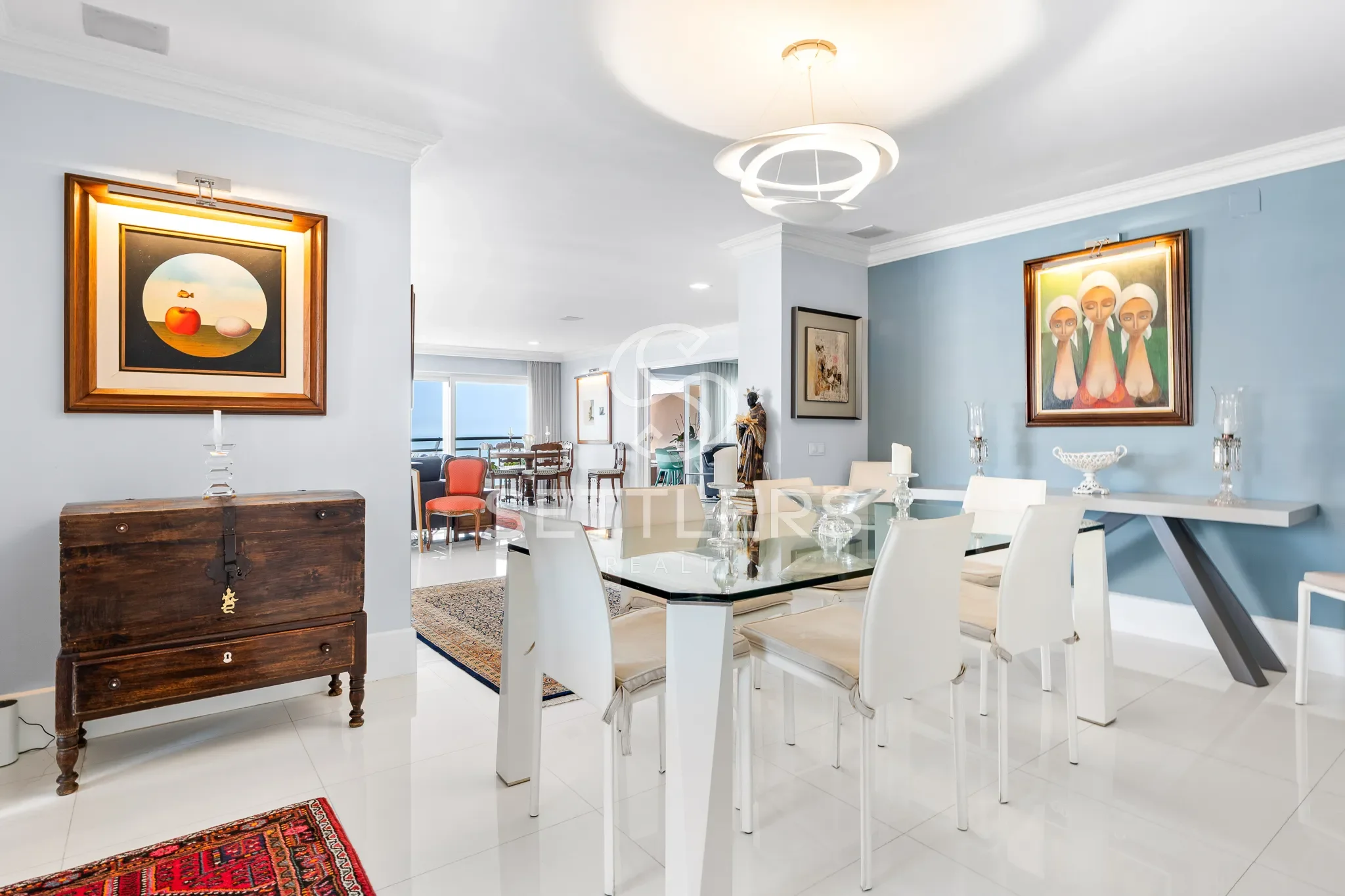 Gallery photo 2