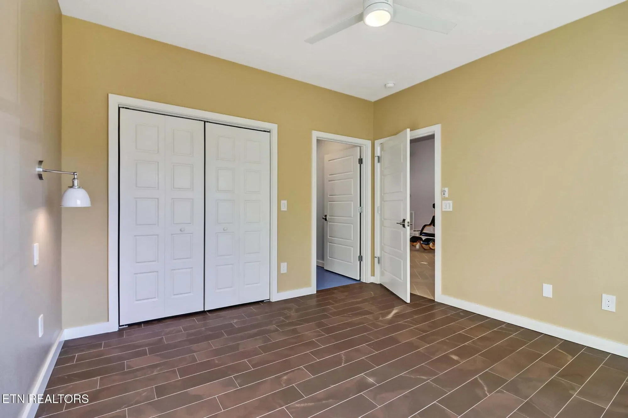 Gallery photo 8