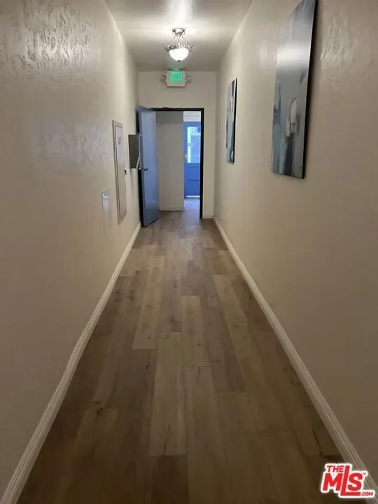 330 Cedar Avenue, Signal Hill, California, United States. - Photo 5