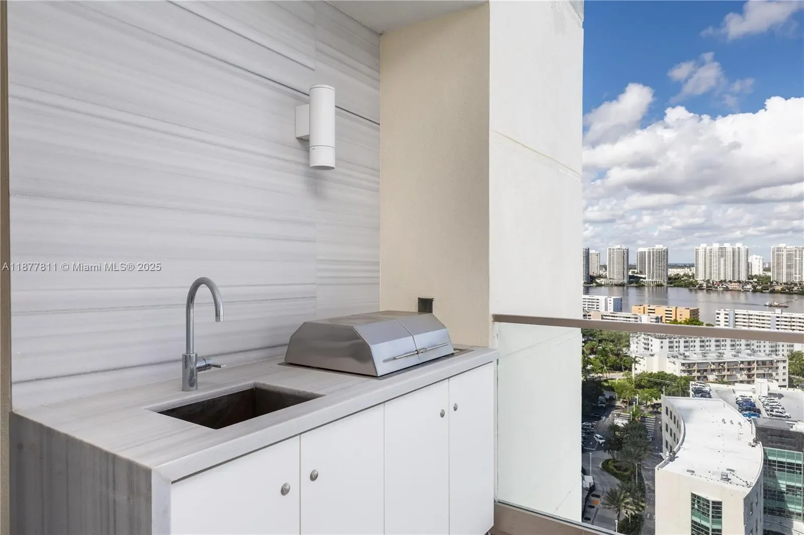 17975 Collins Ave N-1802, Golden Beach, Florida, United States. - Photo 35