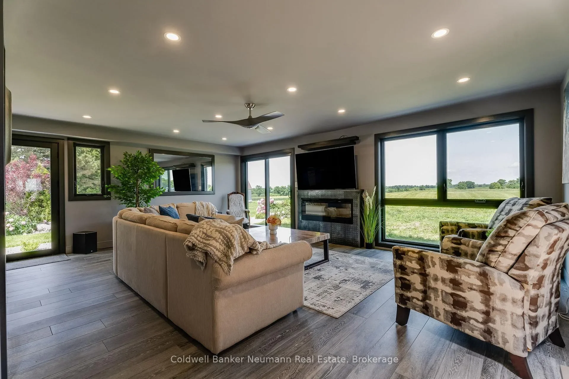 8312 WELLINGTON ROAD 124 ROAD, GUELPH/ERAMOSA, ON N1H 6H7, Ontario, Canada. - Photo 18