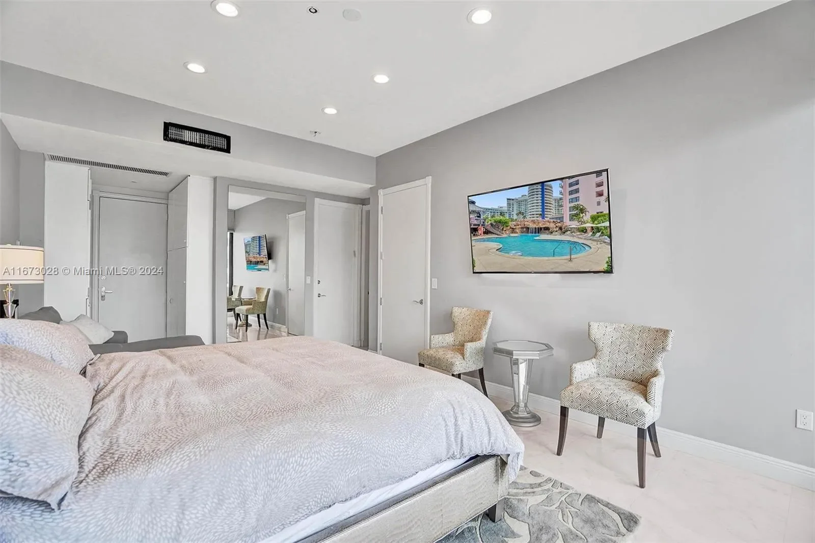 5225 Collins Ave PH7, Miami Beach, Florida, United States. - Photo 13