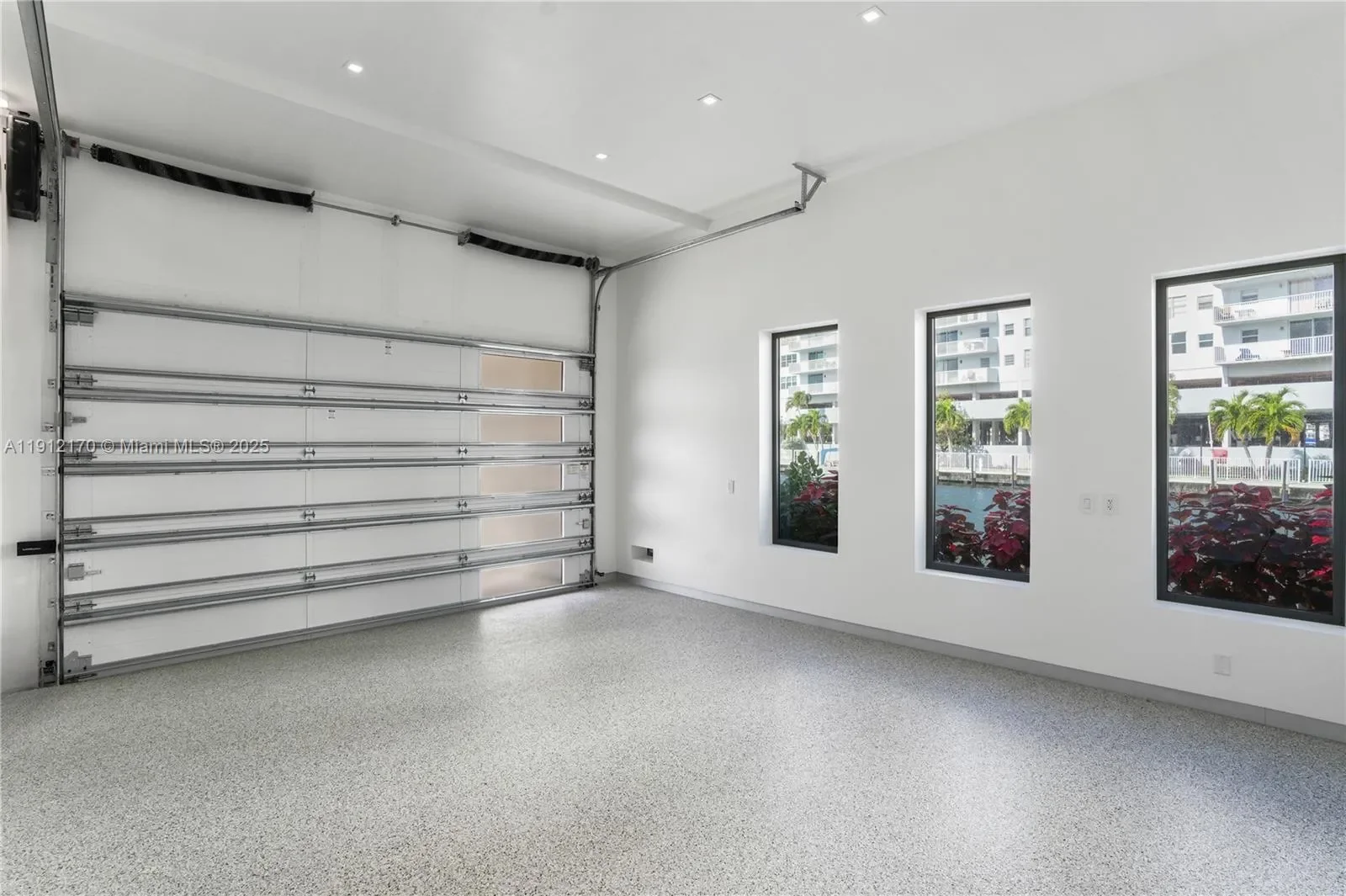 501 Palm Dr, Hallandale Beach, Florida, United States. - Photo 42