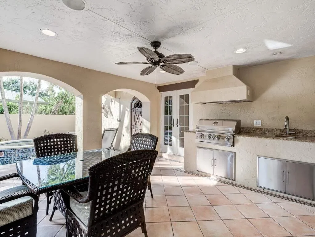 15160 Captiva Dr, Captiva, FL, 33924, USA, Captiva, Florida, United States. - Photo 31