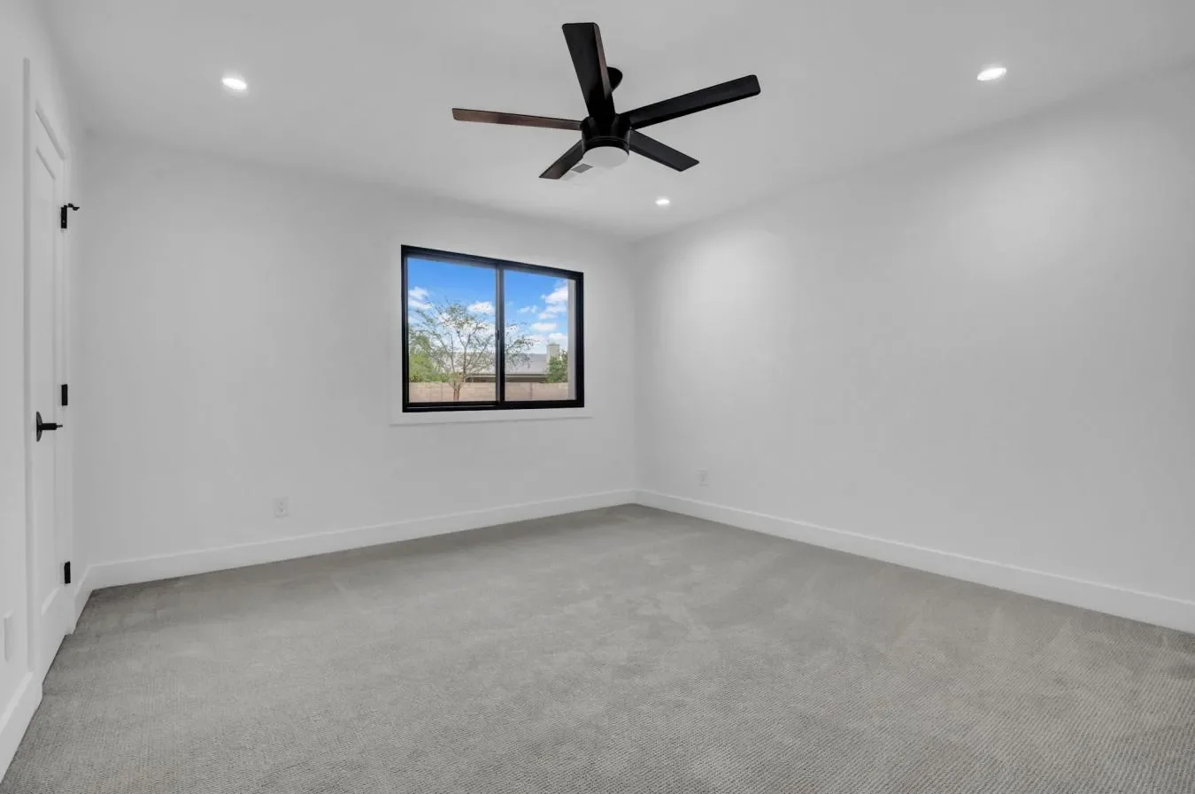 2126 E WATSON Drive, Tempe, Arizona, United States. - Photo 20