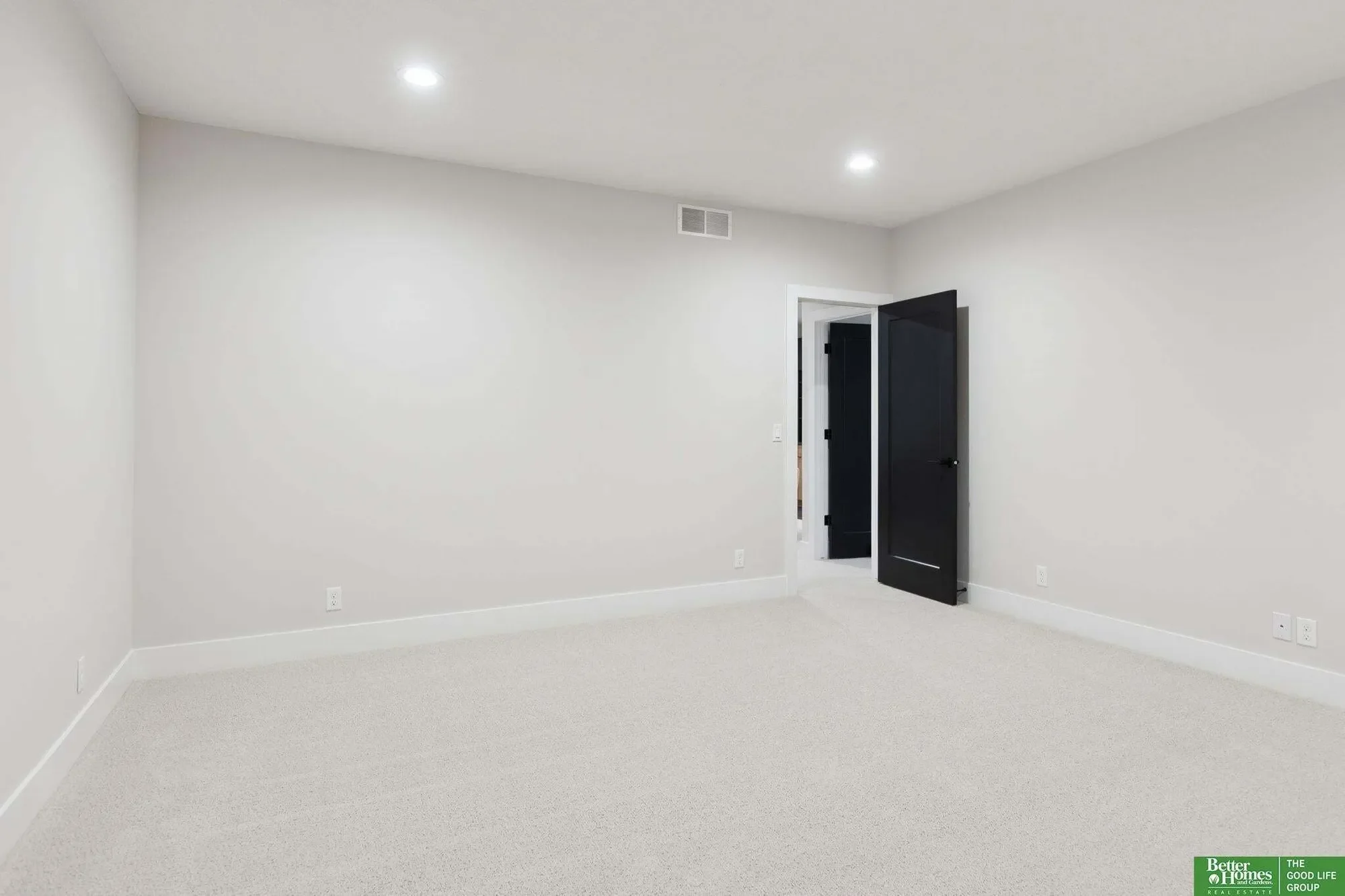 Gallery photo 5