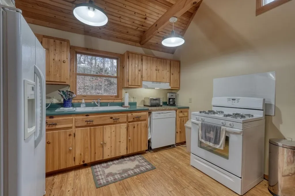 2479 Plum Orchard Road, Clayton, Georgia, United States. - Photo 6