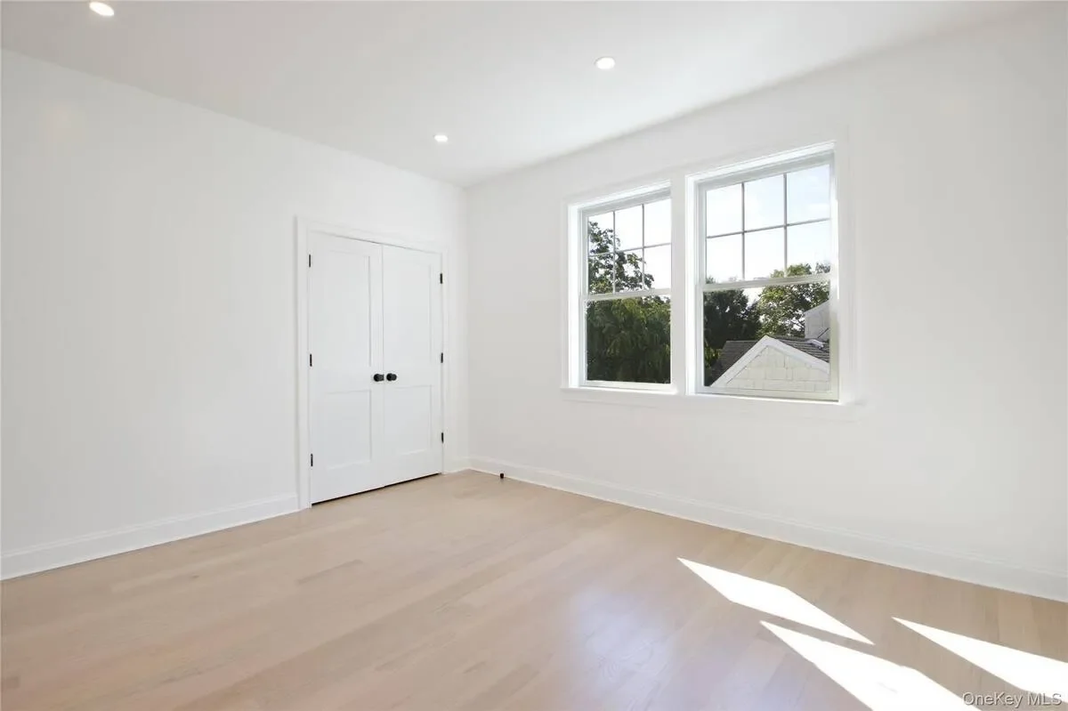 Gallery photo 8