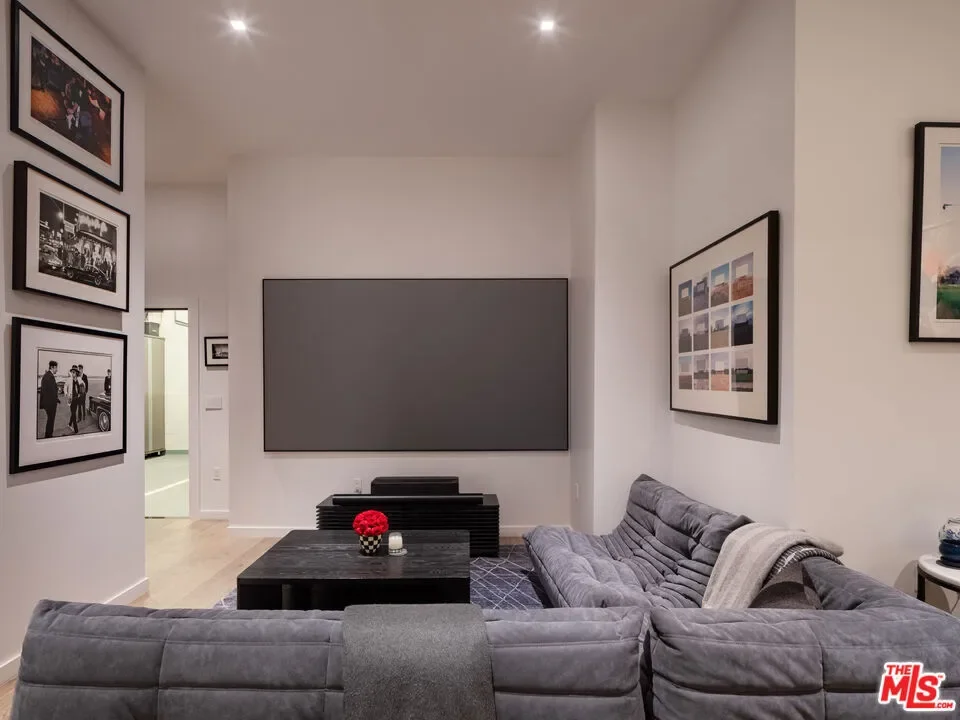 Gallery photo 3