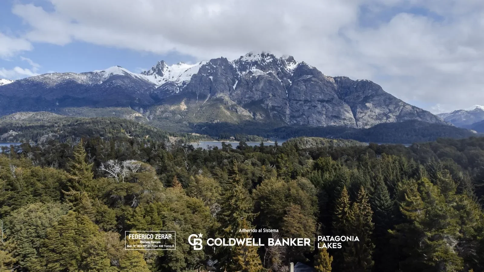 VENTA - Exclusiva casa de  5 dormitorios, 4 baños en barrio del Golf, Llao Llao, Bariloche, Bariloche, Villa Llao Llao, Río Negro, Argentina. - Photo 50