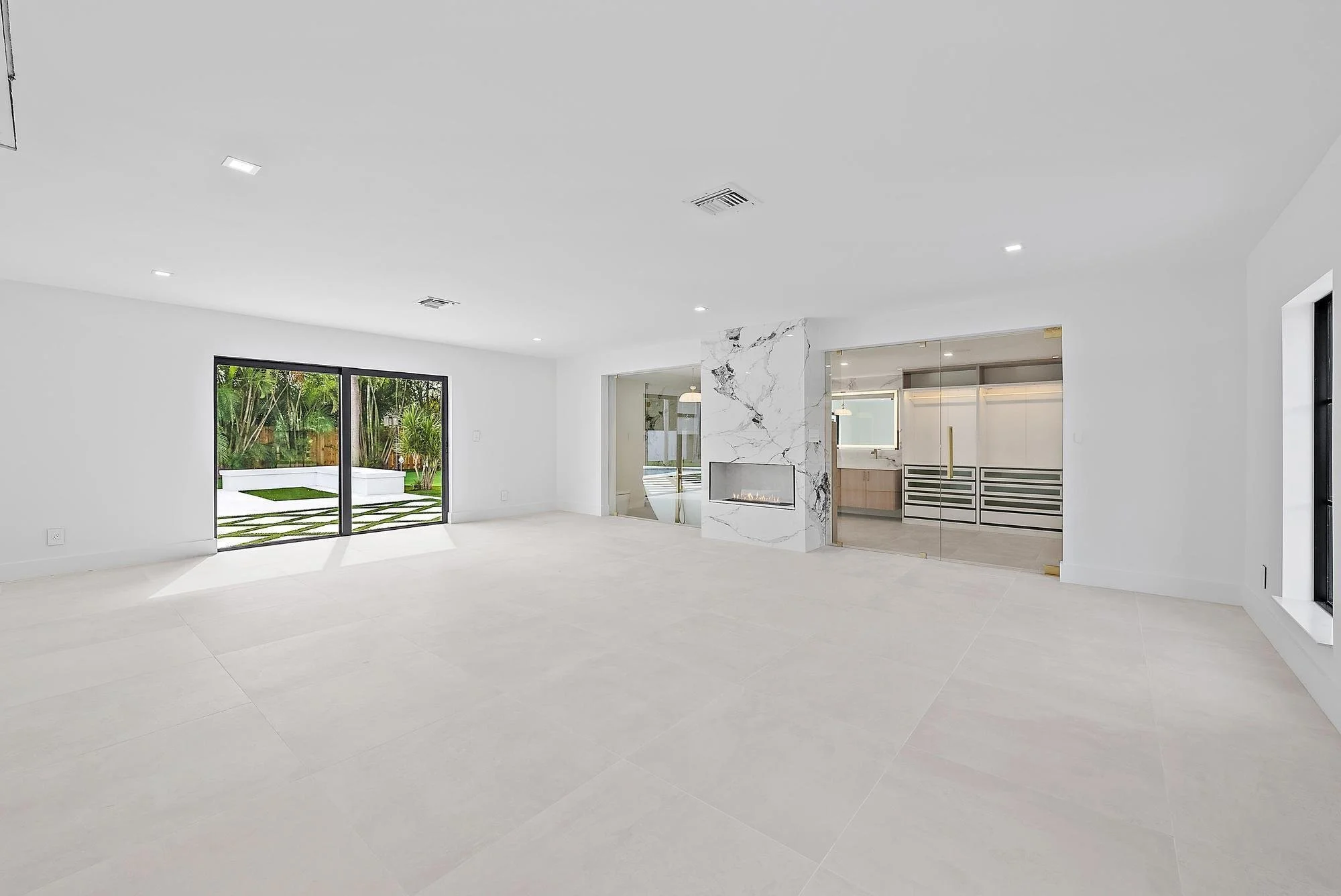 Gallery photo 8